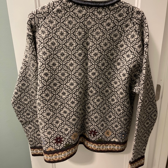 Mixed color sweater - Picture 7 of 8